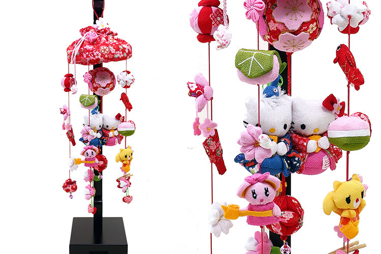 雛人形 吊るし飾り【P82605】 おひなさまになったハローキティが桜満開の吊るし飾りに♪