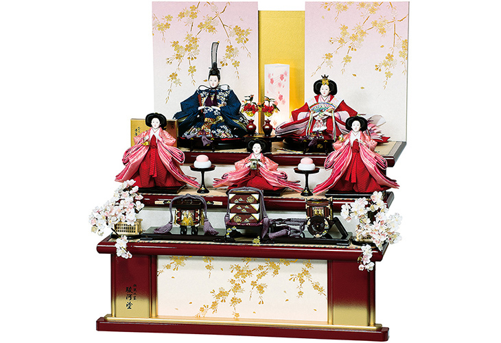 雛人形 ひな人形 三段飾り 五人飾り【P82102】インターネット店だけ 限定販売 日本の伝統美を随所に用いた雅なお雛様。伝統工芸の技が光る豪華な三段飾り